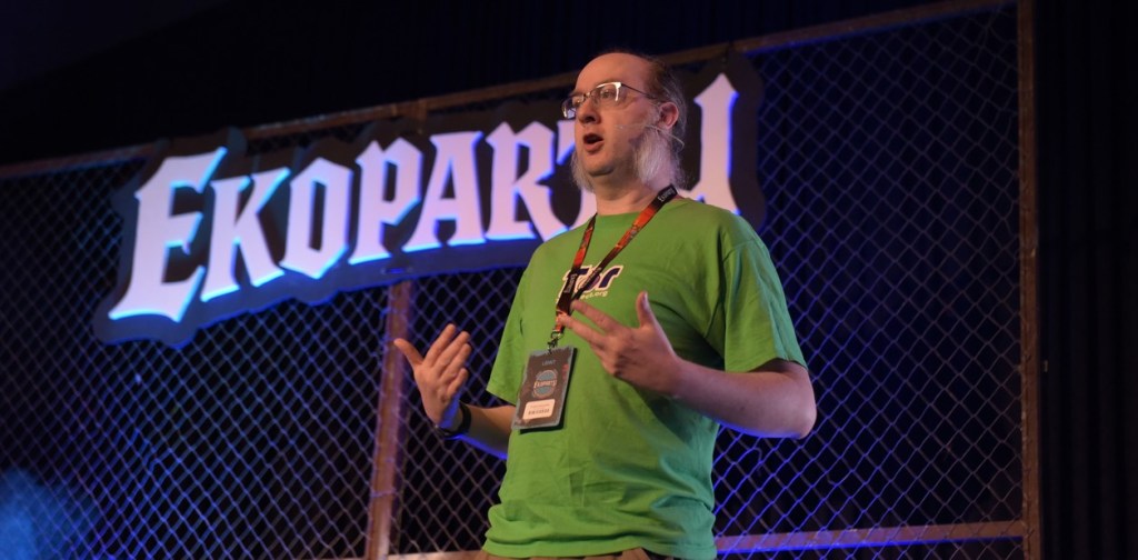 Roger Dingledine, de Tor: “El modelo de negocio de Google se basa en espiarte”