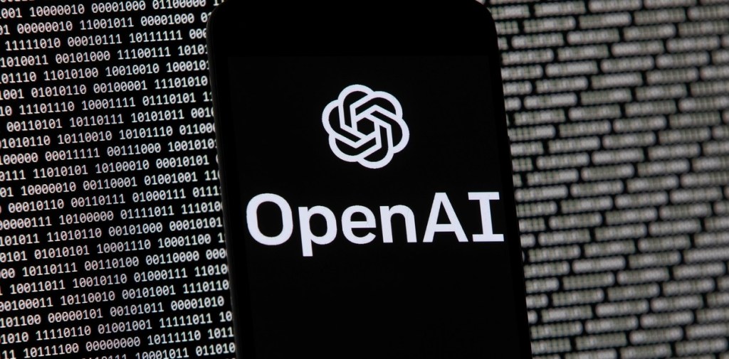 Los desafíos de la IA generativa: despidos, alucinaciones y la inversión de OpenAI en Argentina