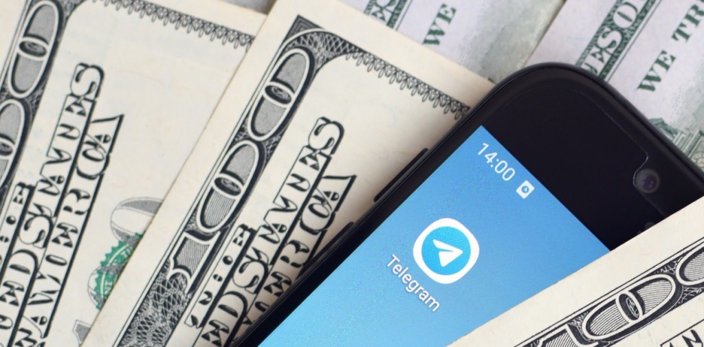 Tu DNI por menos de 4 dólares: advierten que bots de Telegram rematan datos del Renaper, domicilios y hasta historiales financieros