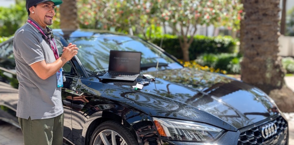 Hackear un Audi en Miami: Ekoparty mostró en sus “villages” el espíritu de la comunidad hacker