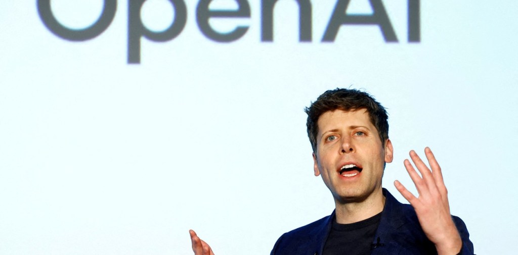 OpenAI dice que su IA hackeó a otra empresa en un episodio “sin precedentes”: expertos explican por qué no actuó&nbsp;sola